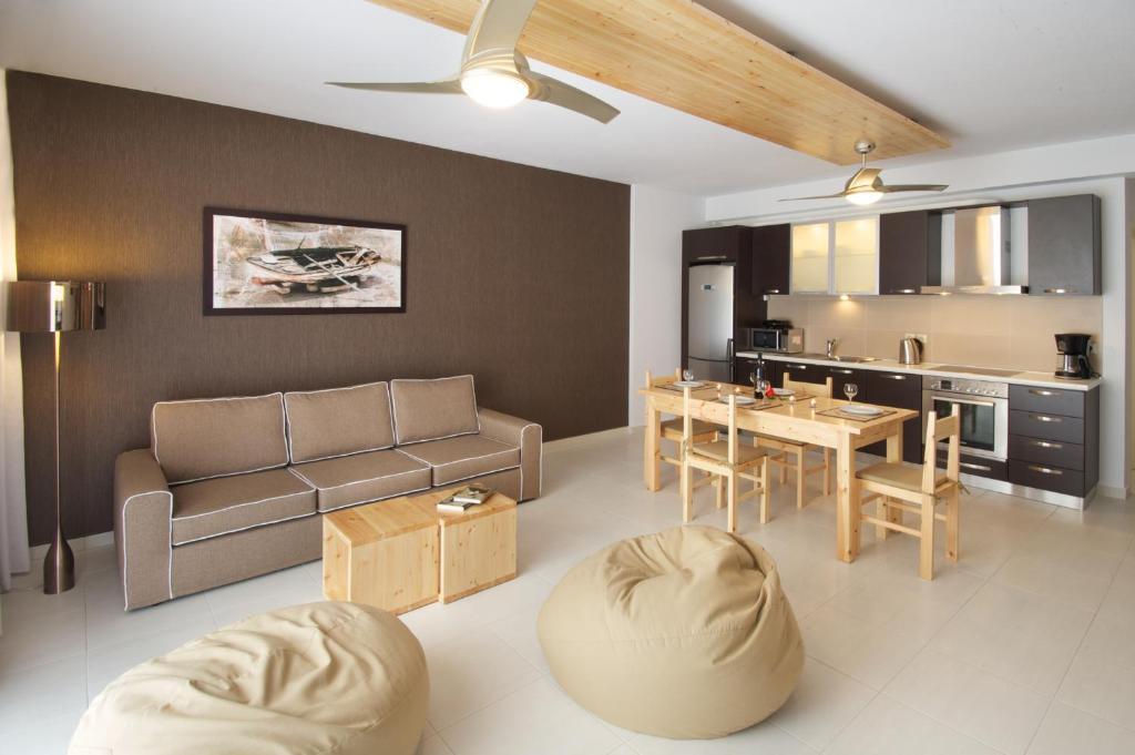 G.Living 365 Apartment Agia Efimia Exterior foto
